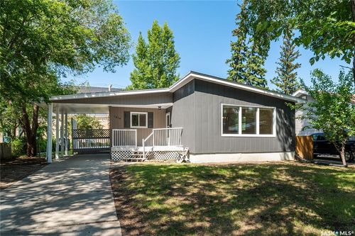 1314 Jubilee Ave, Regina, SK, S4S3S9 | Card Image