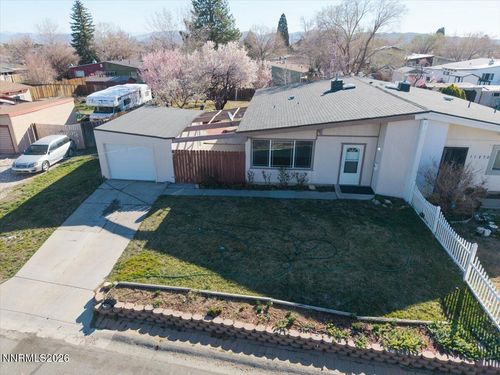 11272 Green Mountain St, Reno, NV, 89506-1845 | Card Image