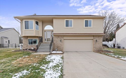 7166 Fay Dr, Van Buren Township, MI, 48111-1118 | Card Image