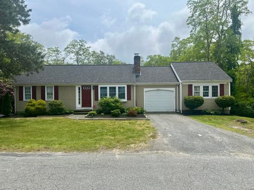 7 Ebenezer Rd, Osterville, MA, 02655-1212 | Card Image