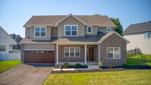 2948 Old Glory Dr, Yorkville, IL, 60560-4620 | Card Image