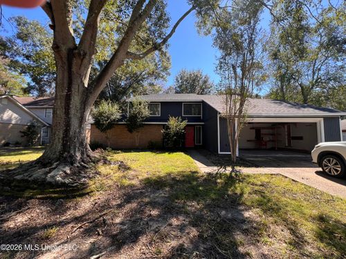 105 Penny Ct, Ocean Springs, MS, 39564-3441 | Card Image