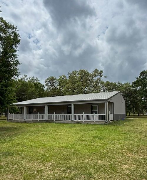 107 County Road 409, Sweeny, TX, 77480-9687 | Card Image