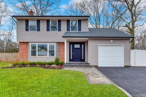 2 Cheshire Dr, Farmingville, NY, 11738-2231 | Card Image