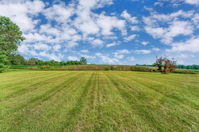 11345 E Us Highway 20, House other with 3 bedrooms, 2 bathrooms and null parking in Lagrange IN | Image 36