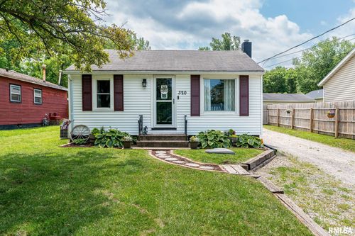 320 14th Ave E, Milan, IL, 61264-3129 | Card Image