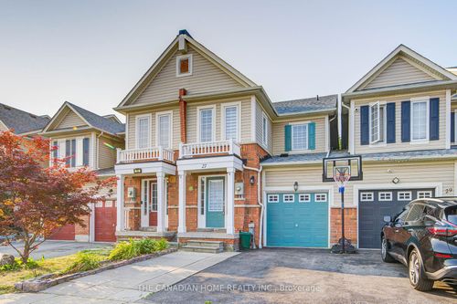 27 Macmillan Ave, Whitby, ON, L1R3H4 | Card Image