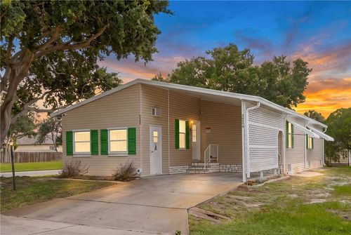 s10-7509 Montauk Ave, Micco, FL, 32976-7798 | Card Image
