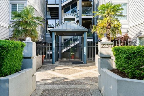 102-2250 Se Marine Dr, Vancouver, BC, V5P2S2 | Card Image