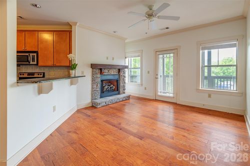 apt-211-9 Kenilworth Knls, Asheville, NC, 28805-1880 | Card Image