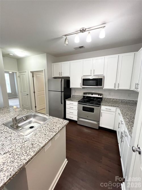 404-4310 Park Road, Charlotte, NC, 28209 | Card Image
