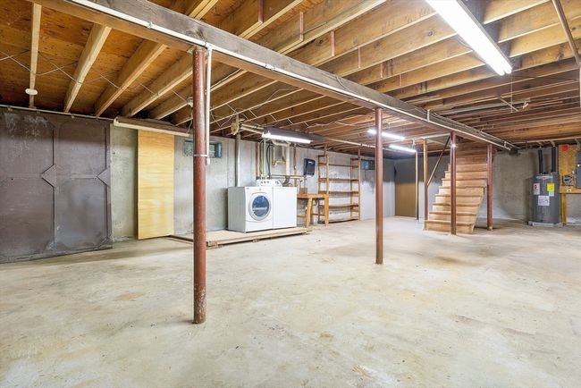 6 Simmons St, House other with 3 bedrooms, 1 bathrooms and 8 parking in Assonet MA | Image 22