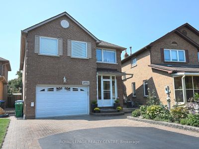 4550 Kettleby Crt, House other with 3 bedrooms, 4 bathrooms and 6 parking in Mississauga ON | Image 2