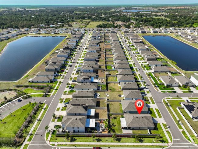 16704 Sunburst Lake St, House other with 3 bedrooms, 2 bathrooms and null parking in WIMAUMA FL | Image 43