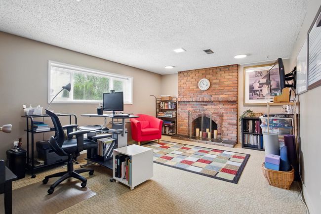 3032 Armada St, House other with 5 bedrooms, 3 bathrooms and 3 parking in Coquitlam BC | Image 23