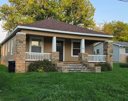 2214 N Fay Ave, Springfield, MO, 65803-1639 | Card Image