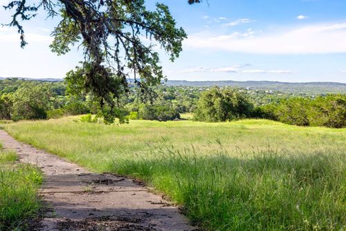 5 Shilo Cir, Wimberley, TX, 78676 | Card Image