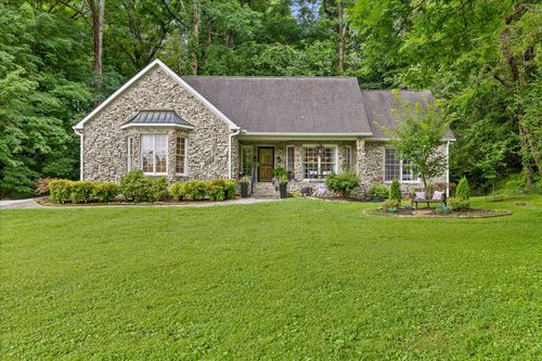 706 Contour Ave, South Pittsburg, TN, 37380-1228 | Card Image