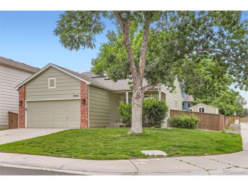 9705 Autumnwood Pl, Highlands Ranch, CO, 80129-5772 | Card Image