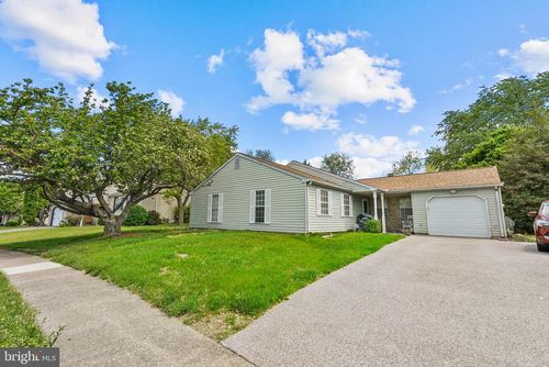 138 Huntley Dr, HARRISBURG, PA, 17112-3215 | Card Image