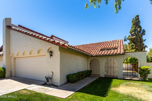 5776 N Scottsdale Rd, Paradise Valley, AZ, 85253-5914 | Card Image