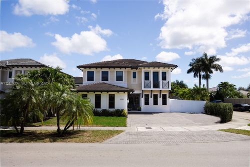 2981 Sw 149th Ave, Miami, FL, 33185-5945 | Card Image