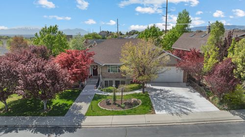 3957 W 10340 N, Cedar Hills, UT, 84062-8645 | Card Image