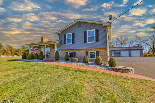 112 Old York Rd, Ringoes, NJ, 08551-1310 | Card Image