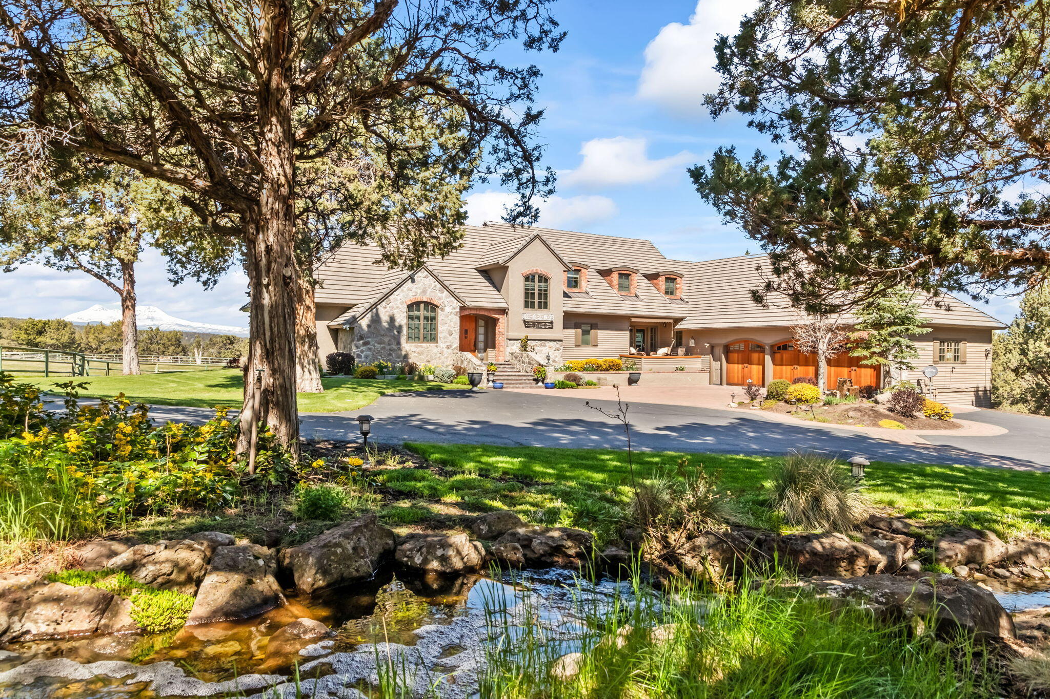 Winston Loop, Bend, OR 97703