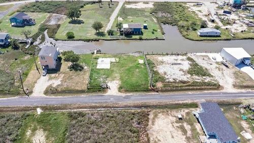 1241 N Loop Rd, Crystal Beach, TX, 77650 | Card Image