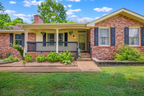 104 Donna Dr, Madison, TN, 37115-3617 | Card Image