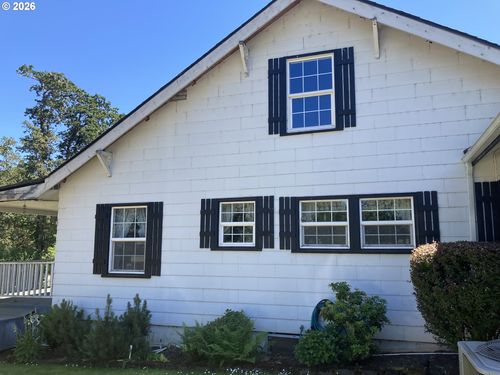 77698 Dugan Ln, CottageGrove, OR, 97424 | Card Image