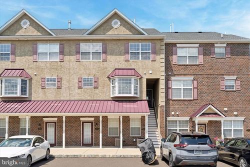 c2-3884 Ashland Dr, HARLEYSVILLE, PA, 19438-2834 | Card Image