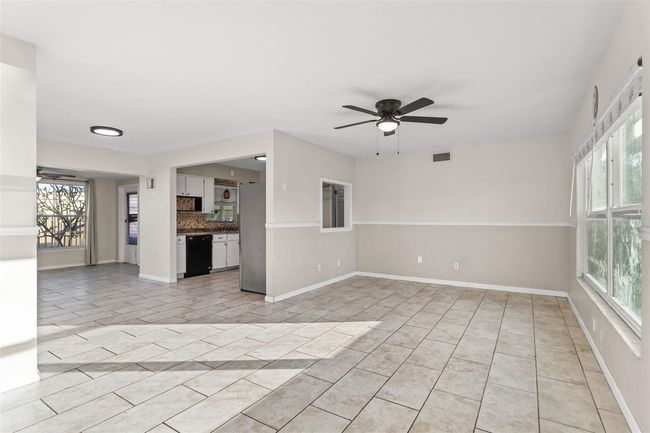 Living Room Entry | Image 8