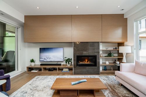 102-1205 Harold Rd, North Vancouver, BC, V7K1G5 | Card Image