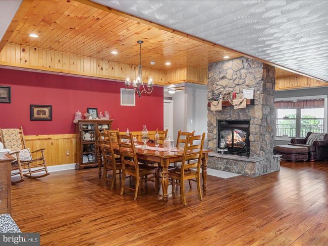 1996 Buck Mountain Rd, House other with 4 bedrooms, 4 bathrooms and null parking in Bentonville VA | Image 13