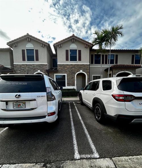 3320 W 92nd Pl, Hialeah, FL, 33018-2052 | Card Image