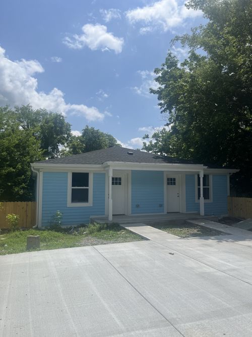 609 Central Ave, Clarksville, TN, 37040-4003 | Card Image