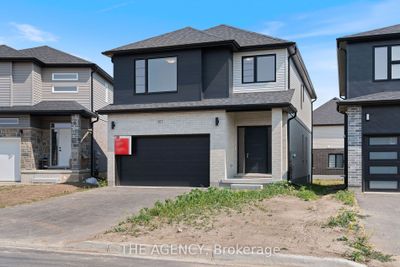 3117 Turner Cres, House other with 4 bedrooms, 3 bathrooms and 3 parking in London ON | Image 2