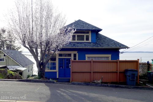 612 Florence Ave, Astoria, OR, 97103-5965 | Card Image