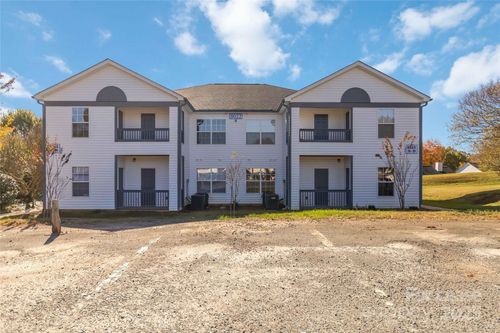 apt-d-8022 Tremaine Ct, Charlotte, NC, 28227-0637 | Card Image