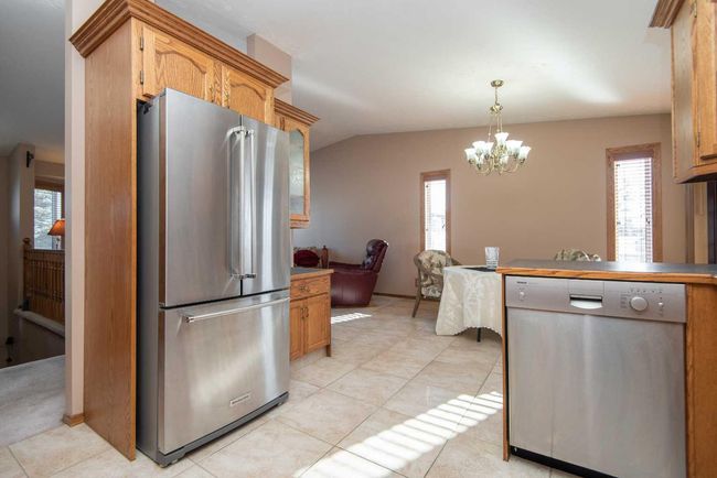 8 Willow Street, House other with 5 bedrooms, 3 bathrooms and 2 parking in Sylvan Lake AB | Image 12