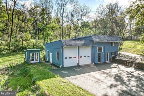 4 E Washington St, Frenchtown, NJ, 08825 | Card Image