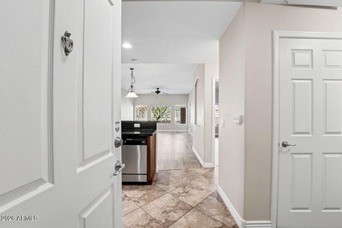 1015-5450 E Deer Valley Dr, Phoenix, AZ, 85054-8118 | Card Image