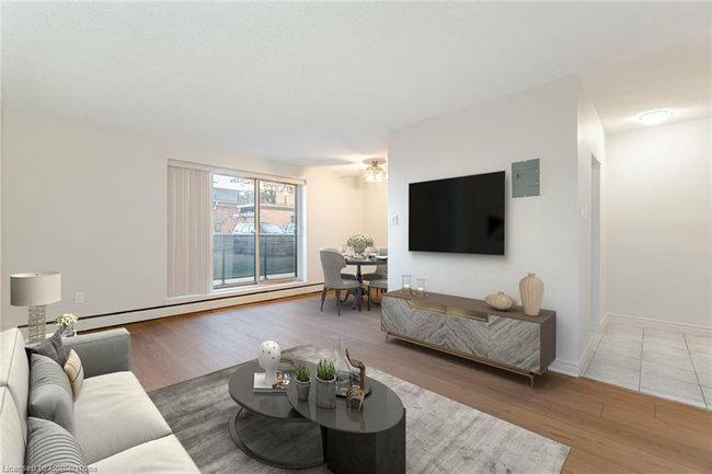 101 - 81 Charlton Ave E, House attached with 2 bedrooms, 1 bathrooms and 1 parking in Hamilton ON | Image 9