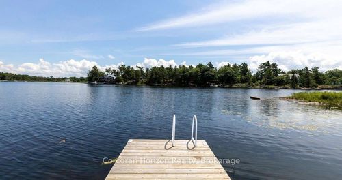 64 Wolverine Beach Rd, Port Severn, ON, L0K1S0 | Card Image