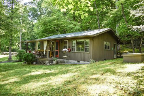 3435 Conleys Creek Rd, Whittier, NC, 28789-9217 | Card Image