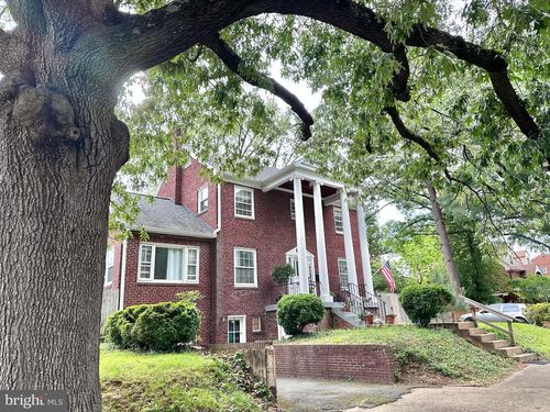top-floor-1208 Cleveland St, ARLINGTON, VA, 22204-4811 | Card Image