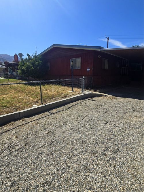 2024 Pecos Ave, Lake Isabella, CA, 93240-9646 | Card Image