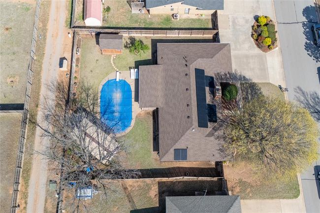 1421 E Quail Ave, House other with 3 bedrooms, 2 bathrooms and null parking in Weatherford OK | Image 36